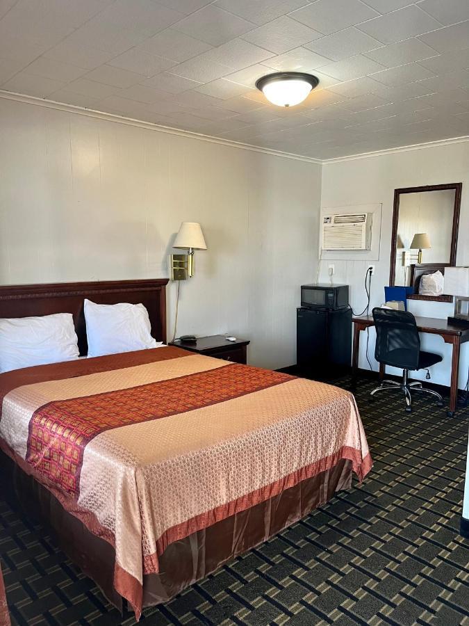 Chief Motel Keokuk Экстерьер фото