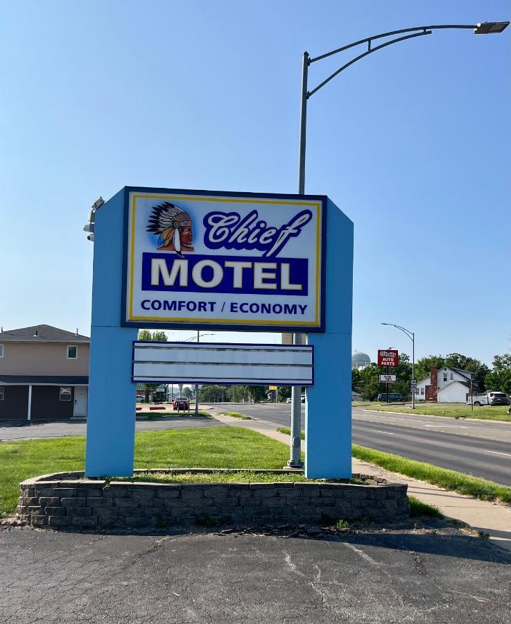 Chief Motel Keokuk Экстерьер фото