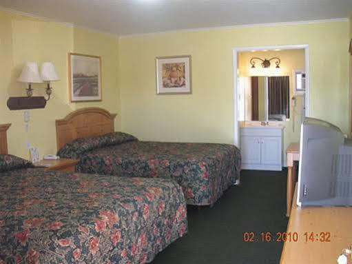 Chief Motel Keokuk Экстерьер фото